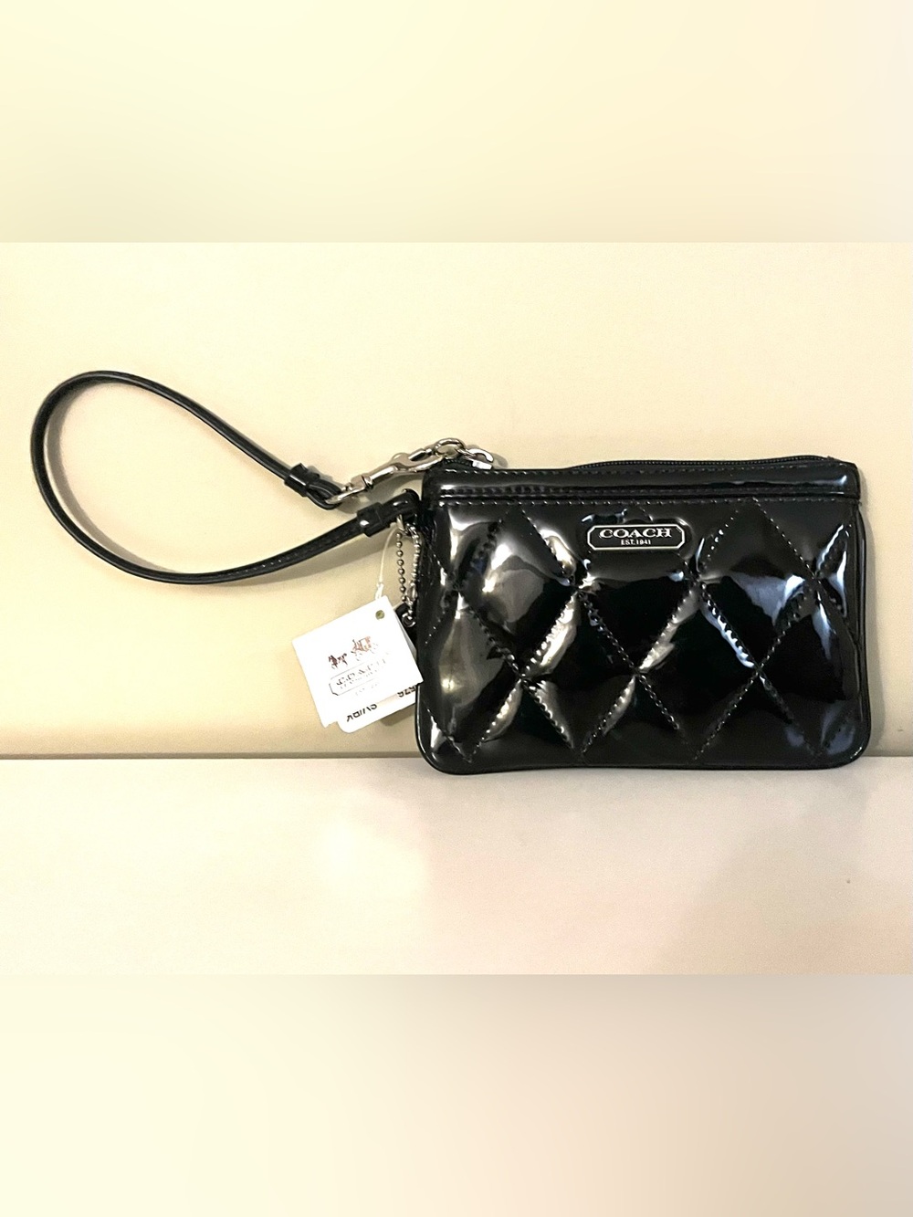 NWT Coach Poppy Black Patent Leather Quilted Wristlet